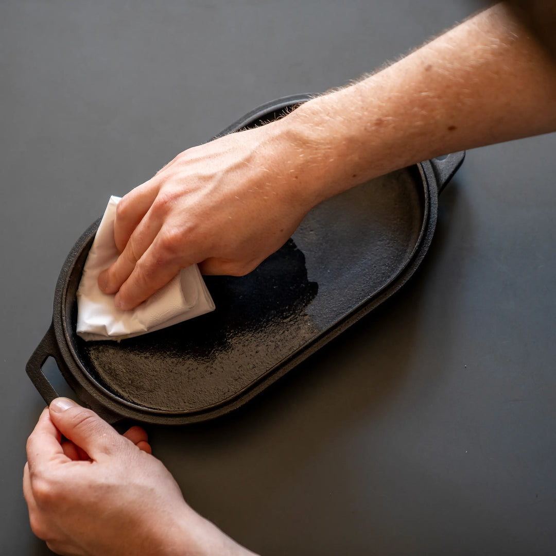 Ooni - Servierpfanne aus Gusseisen glatt mit Griff (Sizzler Pan)